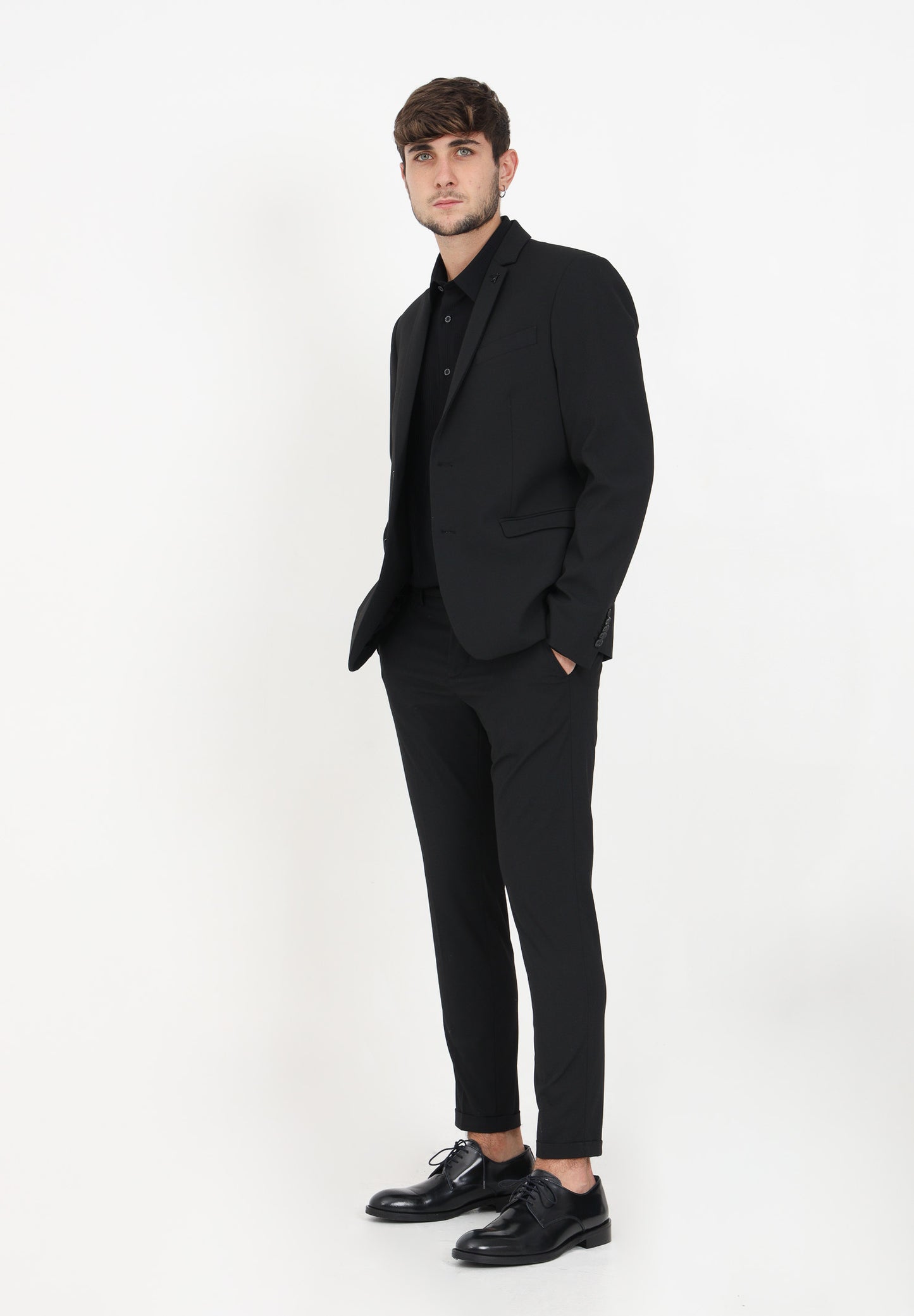 Nero vini Slim-fit ankle-grazer pants