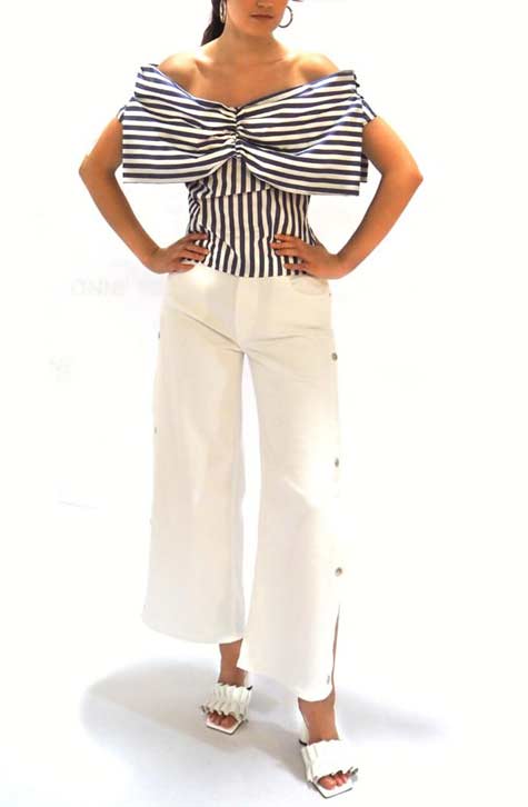 Discover Anne Fontaine's captivating designs at AffairedeFemmes.net. Elevate your style with timeless elegance.