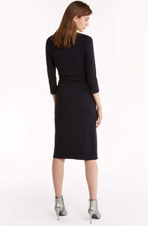 THIS FEMININE YET DARING MIDI DRESS HAS A CONTRASTING METAL ZIP AND FITS SNUGLY AROUND THE WAIST. Fitted waist Hand wash or dry clean Made in Italy Metal zip fastening at the front Midi cut The model is 1.76m and wears an Italian size 40 Three-quarter sl
