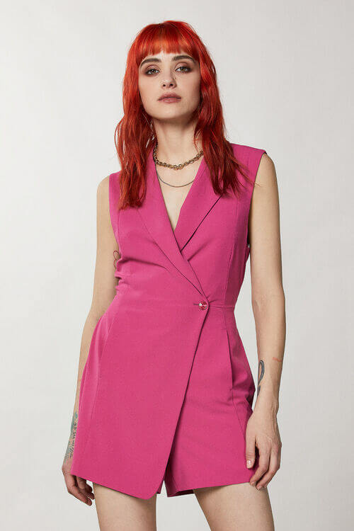 Coat dress-style playsuit in sable crepe fabric. The lapels and overlapping fastening define an essential fit, while the cut-out creates a surprisingly cool detail.