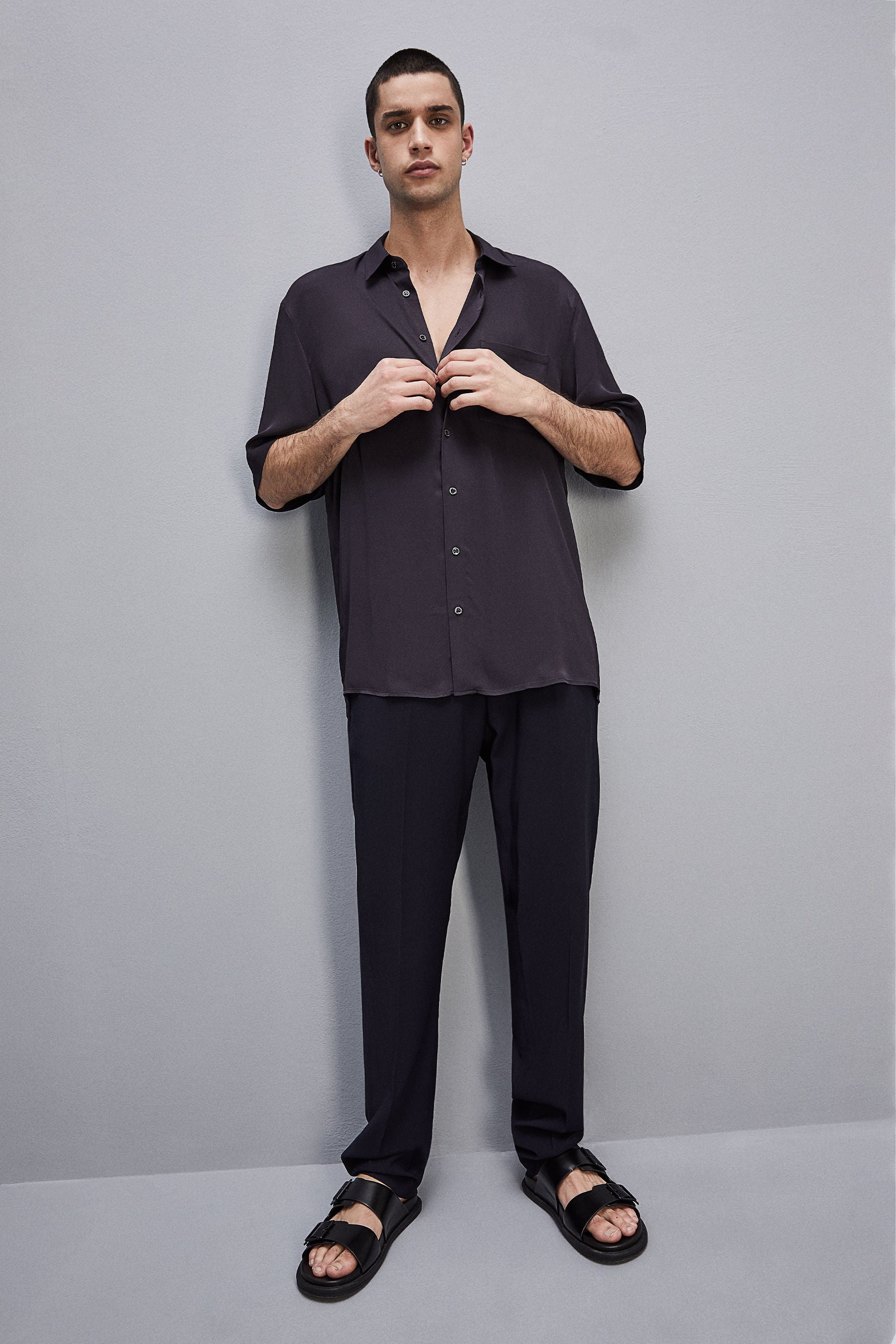 Short sleeve shirt in viscose twill in Navy Blue