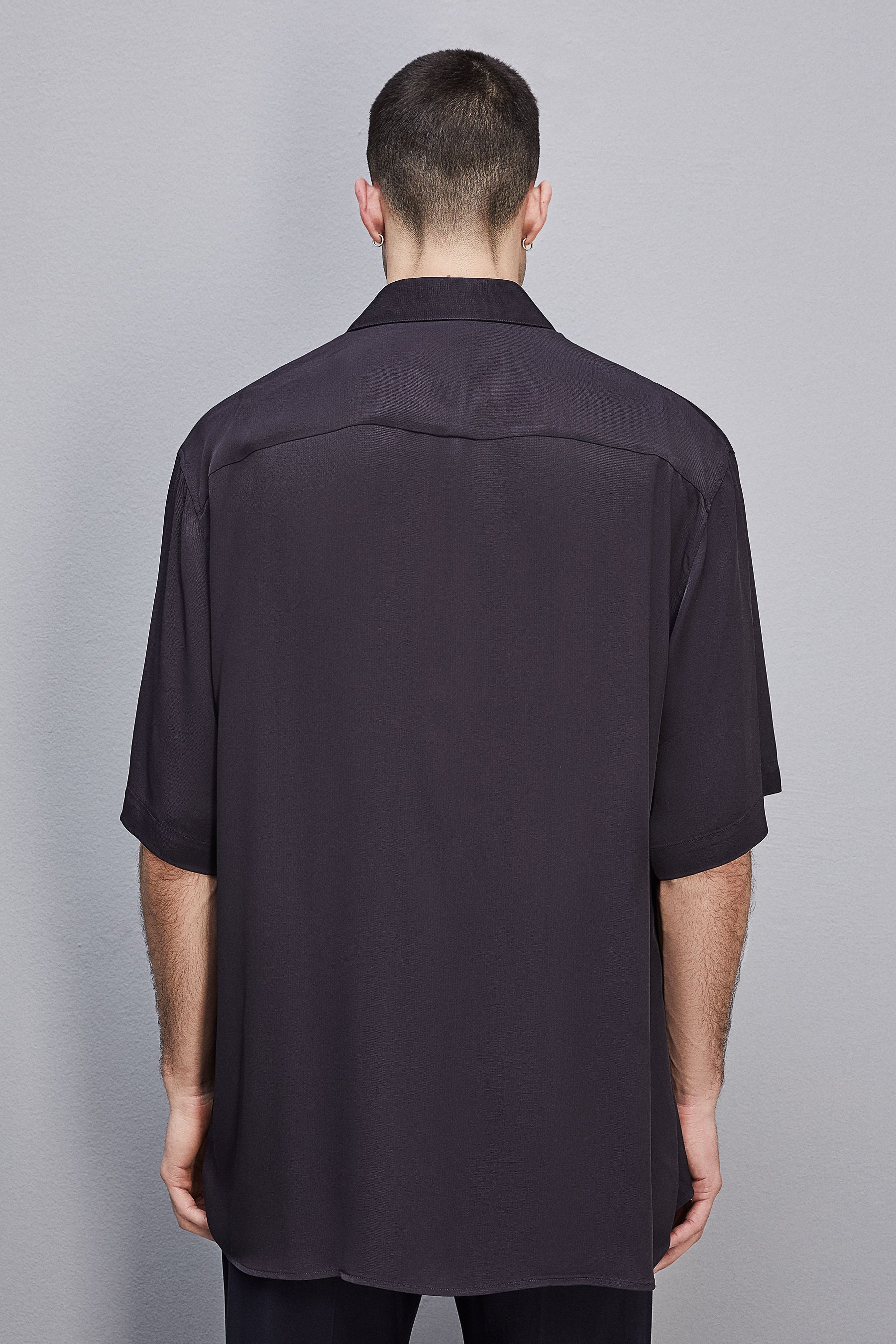 Short sleeve shirt in viscose twill in Navy Blue