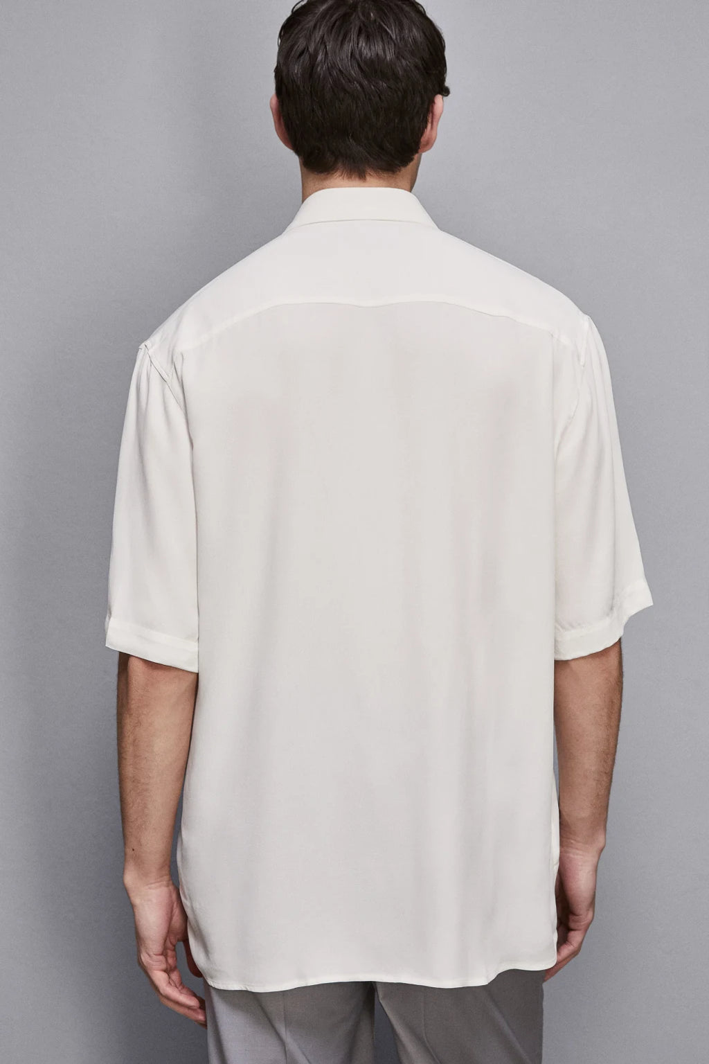 Short sleeve shirt in viscose twill in Off white