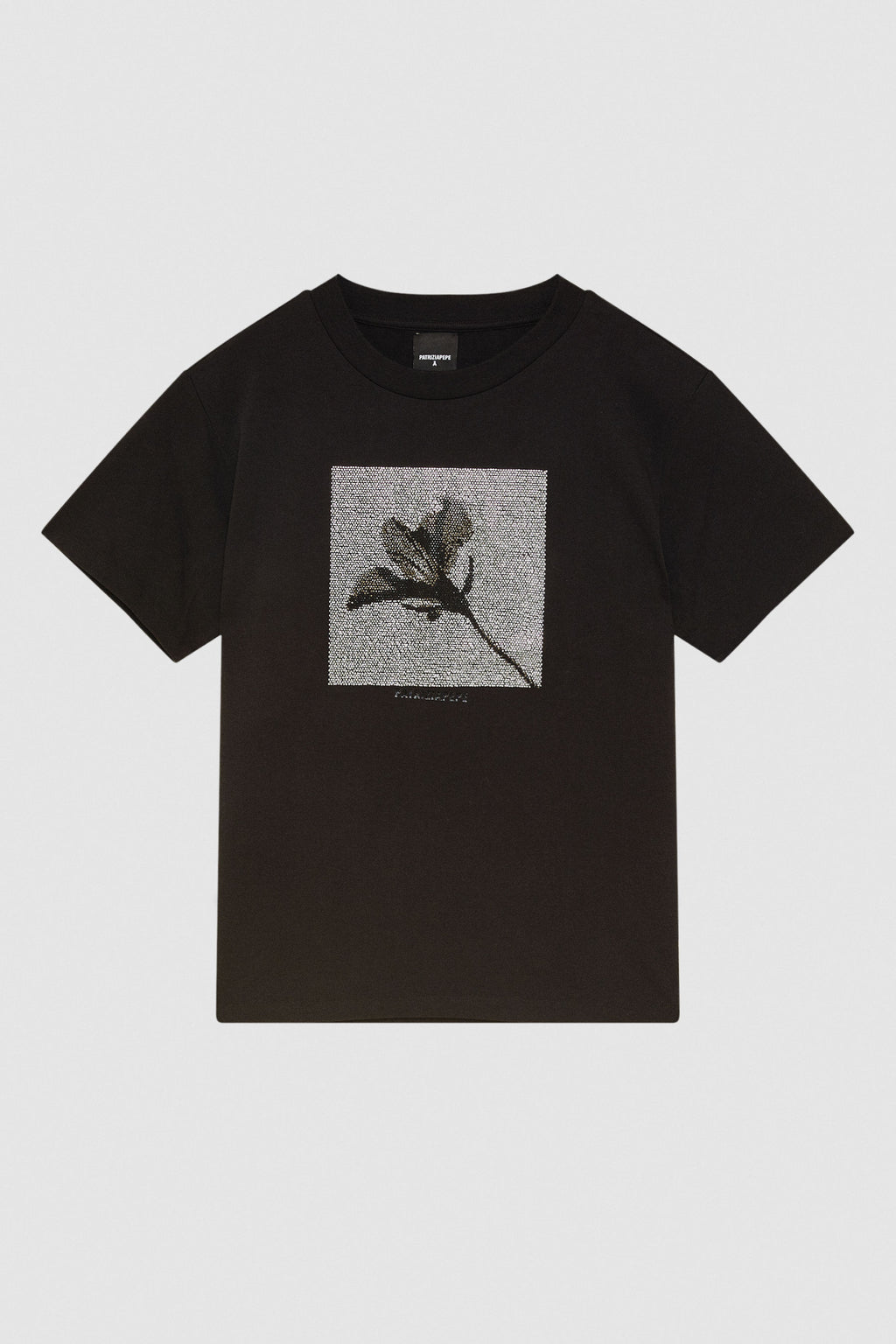 T-SHIRT Nero with studs appliqué by Patrizia Pepe