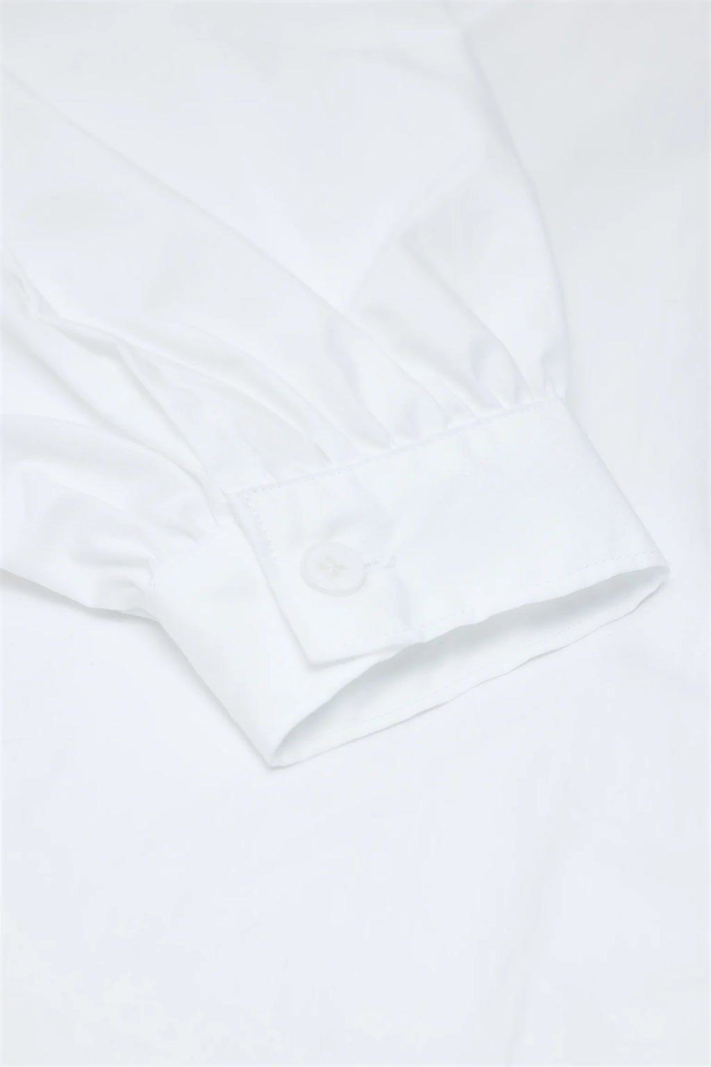 White blouse made of organic cotton