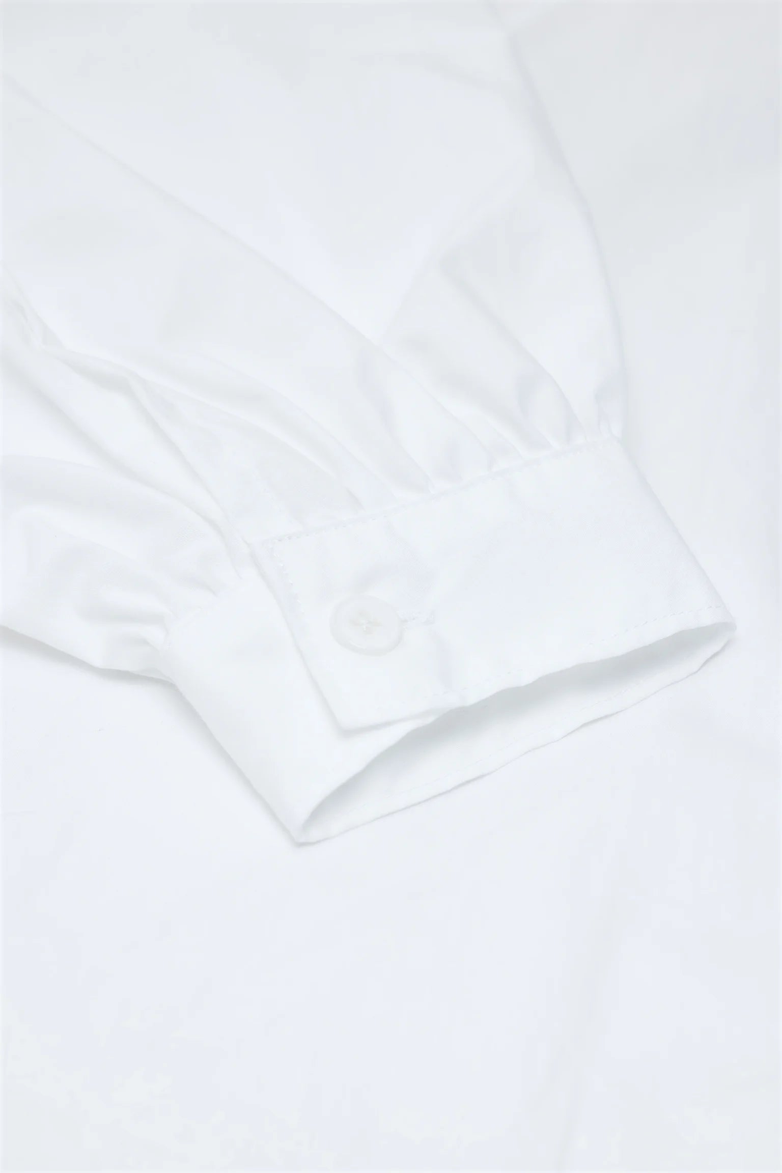 White blouse made of organic cotton