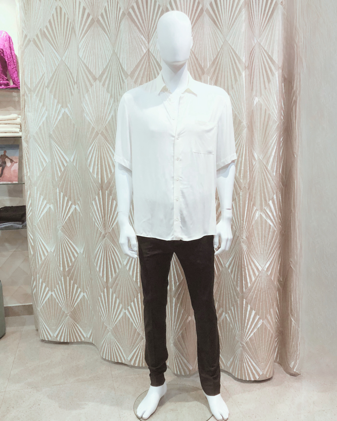 Short sleeve shirt in viscose twill in Off white