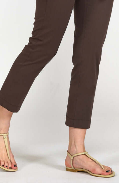 Eban Brow trousers by Patrizia Pepe. Slim fit, ankle length trousers in Eban Brown with belt in same colour. Made of stretch poplin. 2P1415 A23 B738