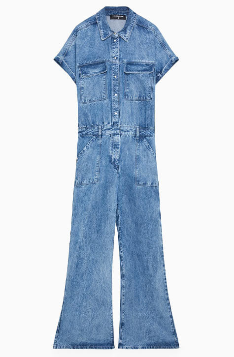 Denim jumpsuit with short sleeves with dropped shoulder.