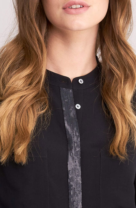 Black blouse | glitter detail | viscose. Repeat Cashmere Women’s clothing at our digital Boutique Affairedefemmes.net