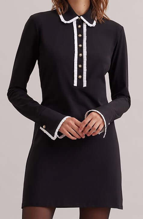 The ESTAMPE dress is an essential piece for your wardrobe when you want to look polished without overdoing it. The long sleeves and fitted silhouette are balanced with a classic collar and half-placket front button closure.