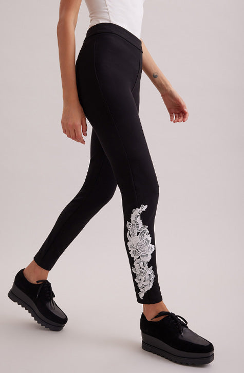 The LUCILE Milano knit legging is a stylish update on the classic leggings, with a hidden side zipper and white lace detail. Both the fabric and the design make this piece feel luxurious. Pair it with the matching jacket, PAMPHLET, or choose your own style pairing.