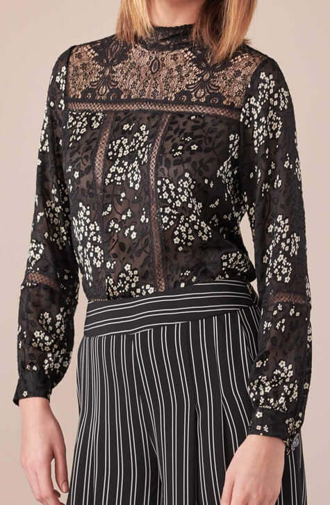 LALI  BLACK AND WHITE SUBLIMINAL PRINT FLORAL BLOUSE WITH LACE DETAILS